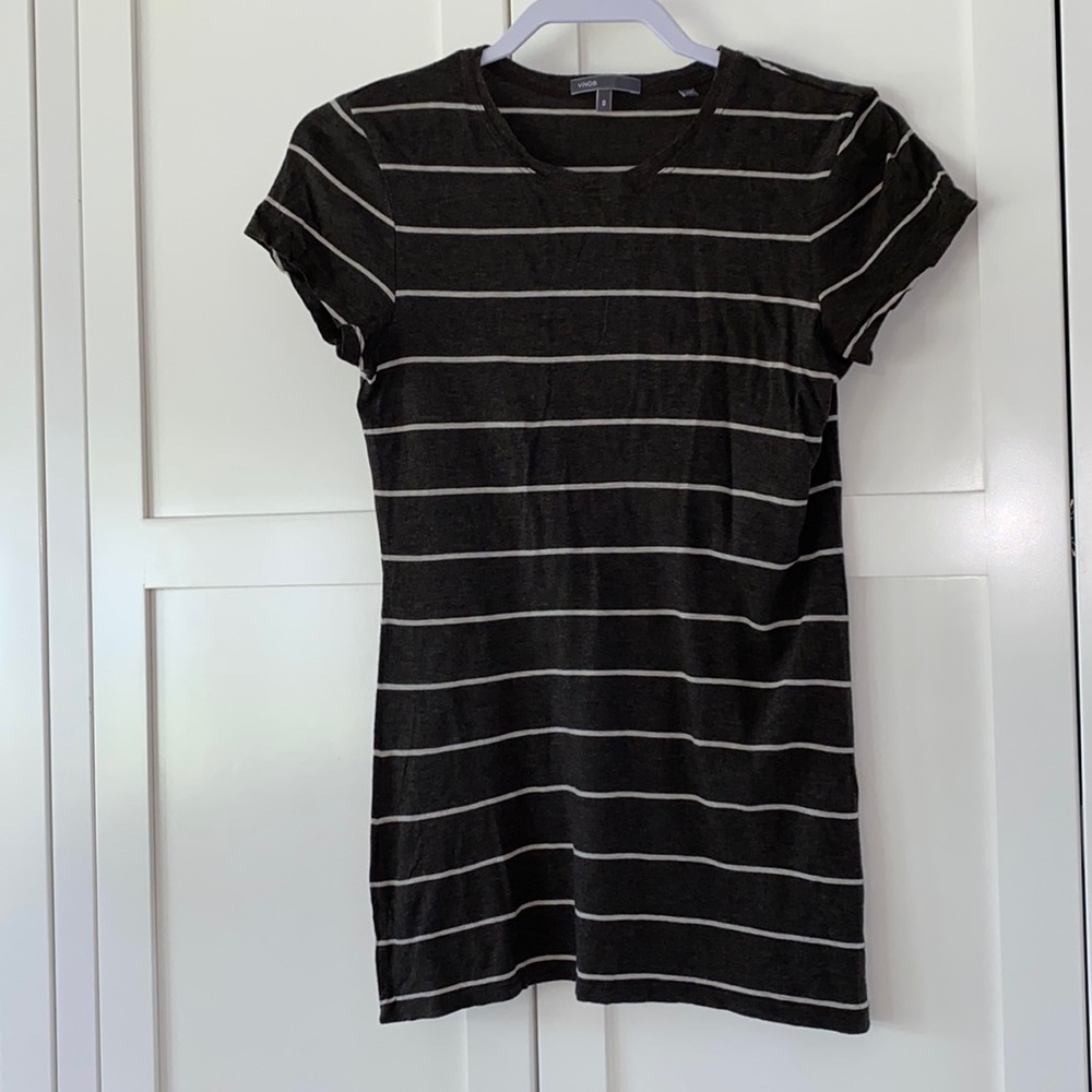Vince super soft strip t shirt excellent condition size small